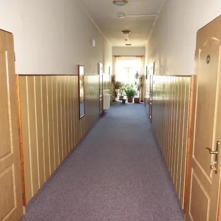 בית הארחה Staric 3*