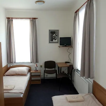 בית הארחה Staric