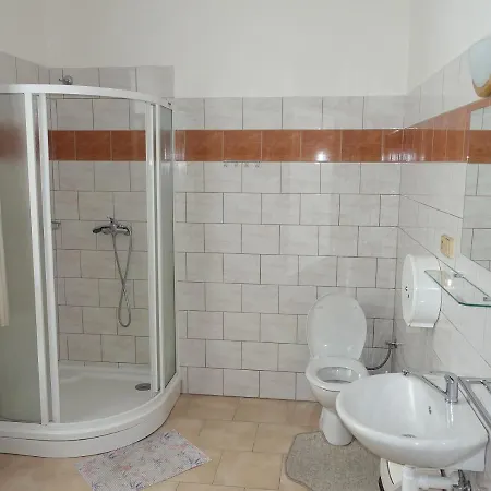 בית הארחה Staric